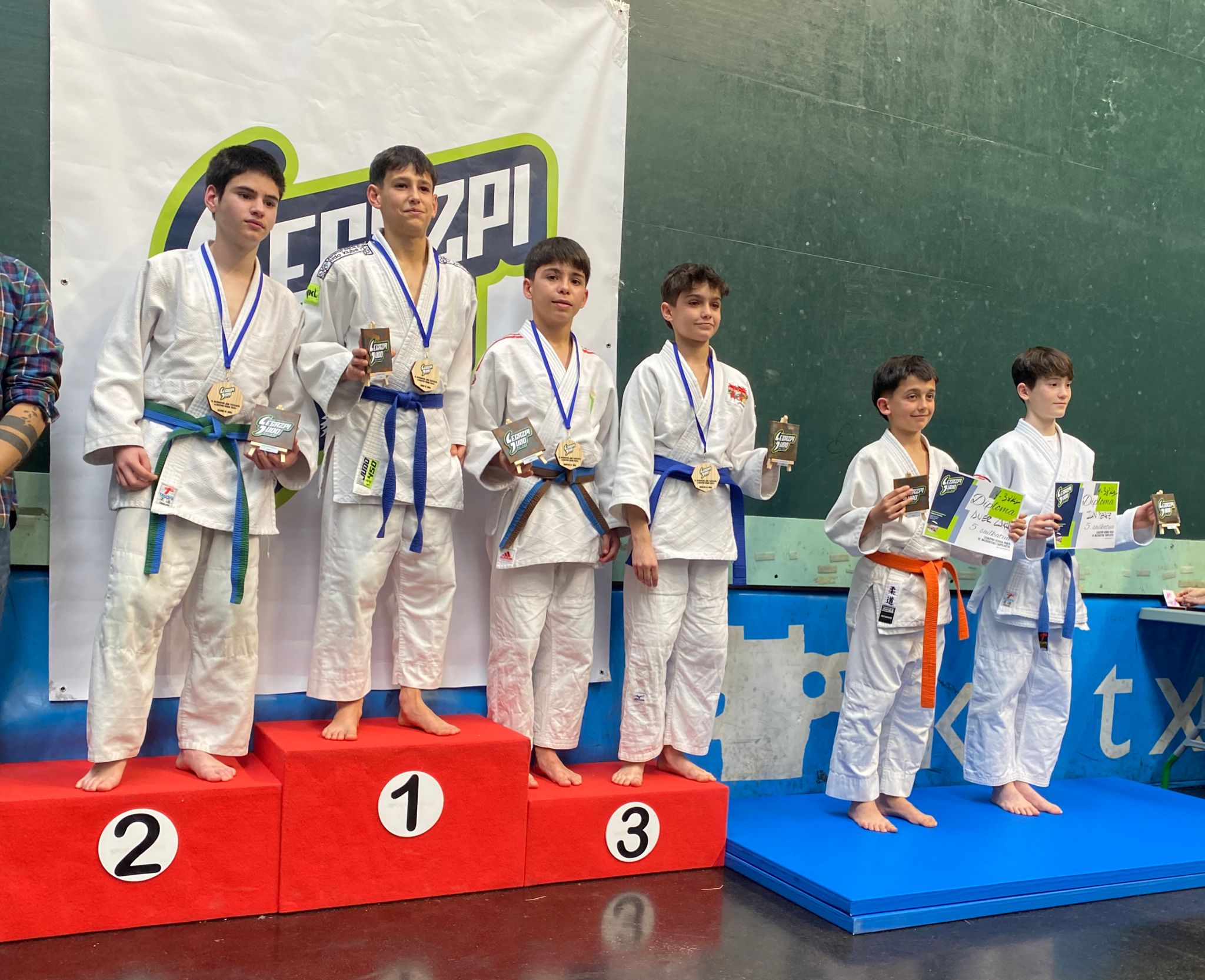 4 BRONCES y un 5º Puesto en el Torneo de Judo infantil de Legazpi. 16-03-24. FOTOS.